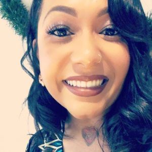 Meet your Posher, Candace